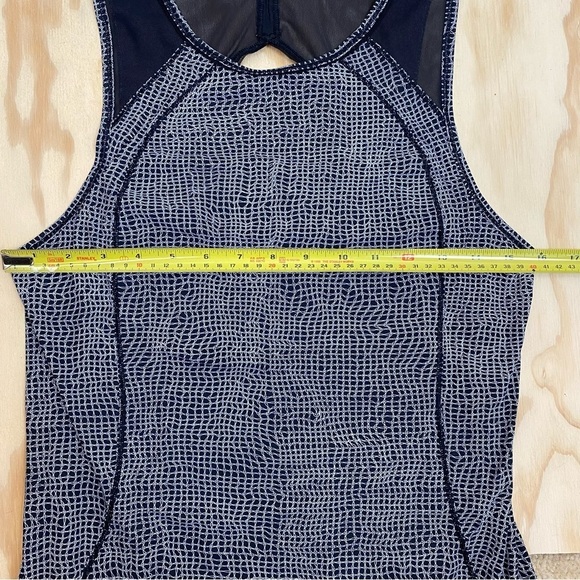 Lululemon Sculpt Tank - Picture 5 of 7